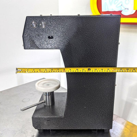 Cannular Semi-Auto Canning Machine CDLE - Bench-Top Can Seamer with CDL Chuck for European Cans